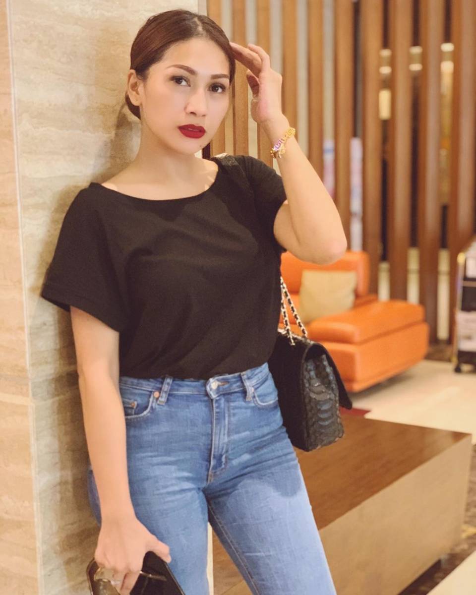 Instagram.com/tatajaneetaofficial