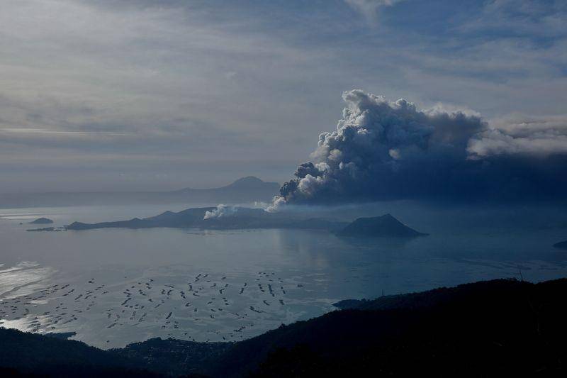 (Gunung Taal Filipina meletus) ANTARA FOTO/REUTERS/Eloisa Lopez