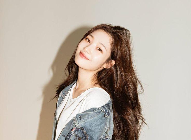 Jebolan Produce 101, Ini 12 Potret Perjalanan Karier Jung Chaeyeon DIA