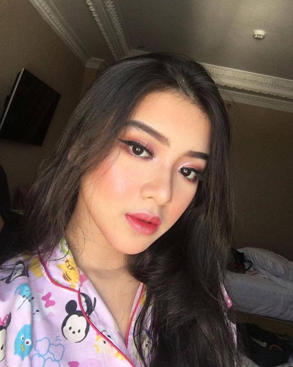 Instagram.com/tiaraanugrahh