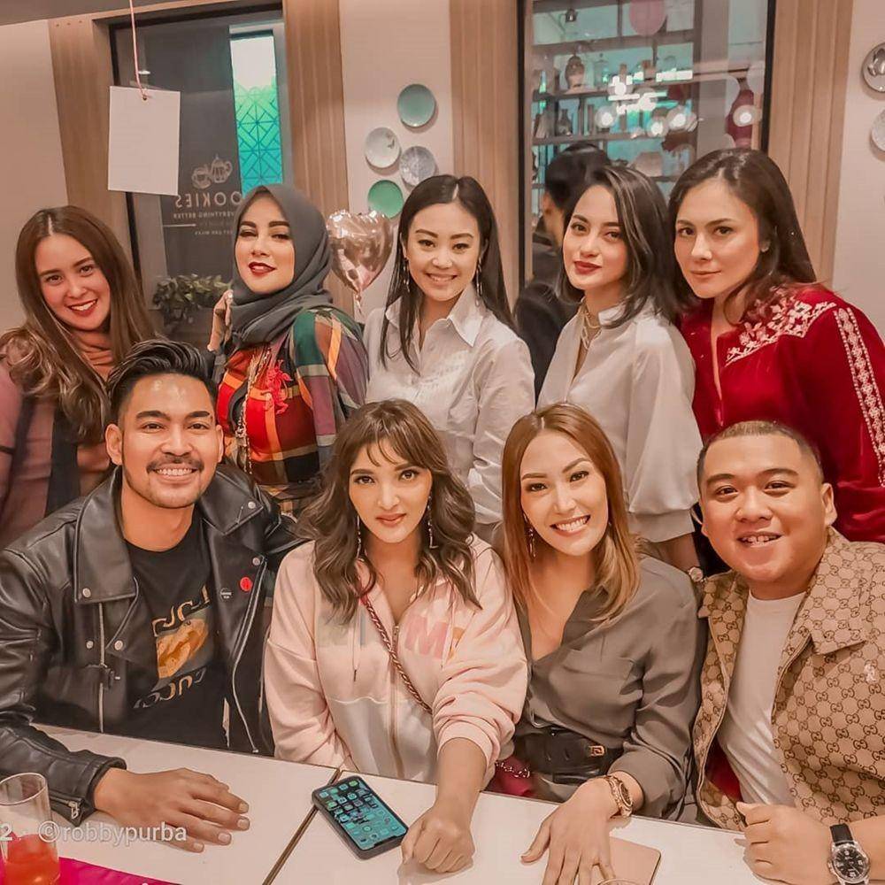 Instagram.com/robbypurba/