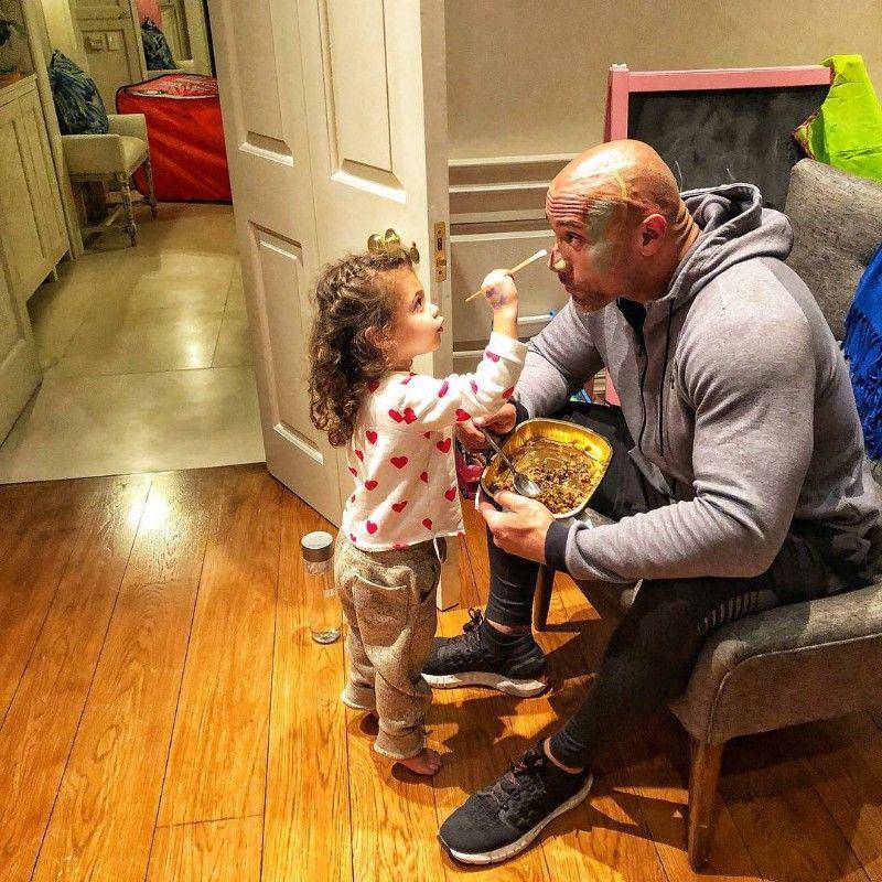 instagram.com/therock
