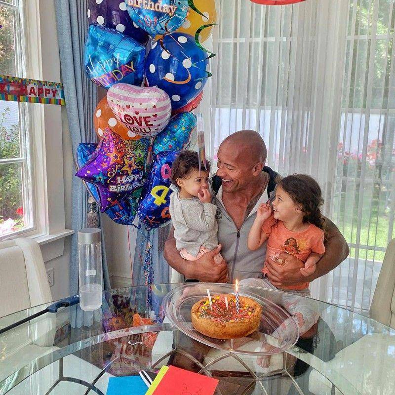 instagram.com/therock