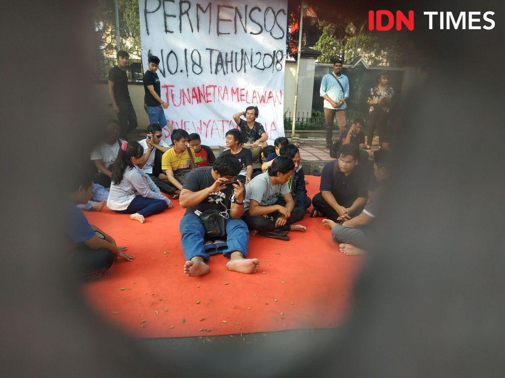 Lima Hari Tidur di Trotoar, 32 Tunanetra Wyata Guna Kembali ke Asrama