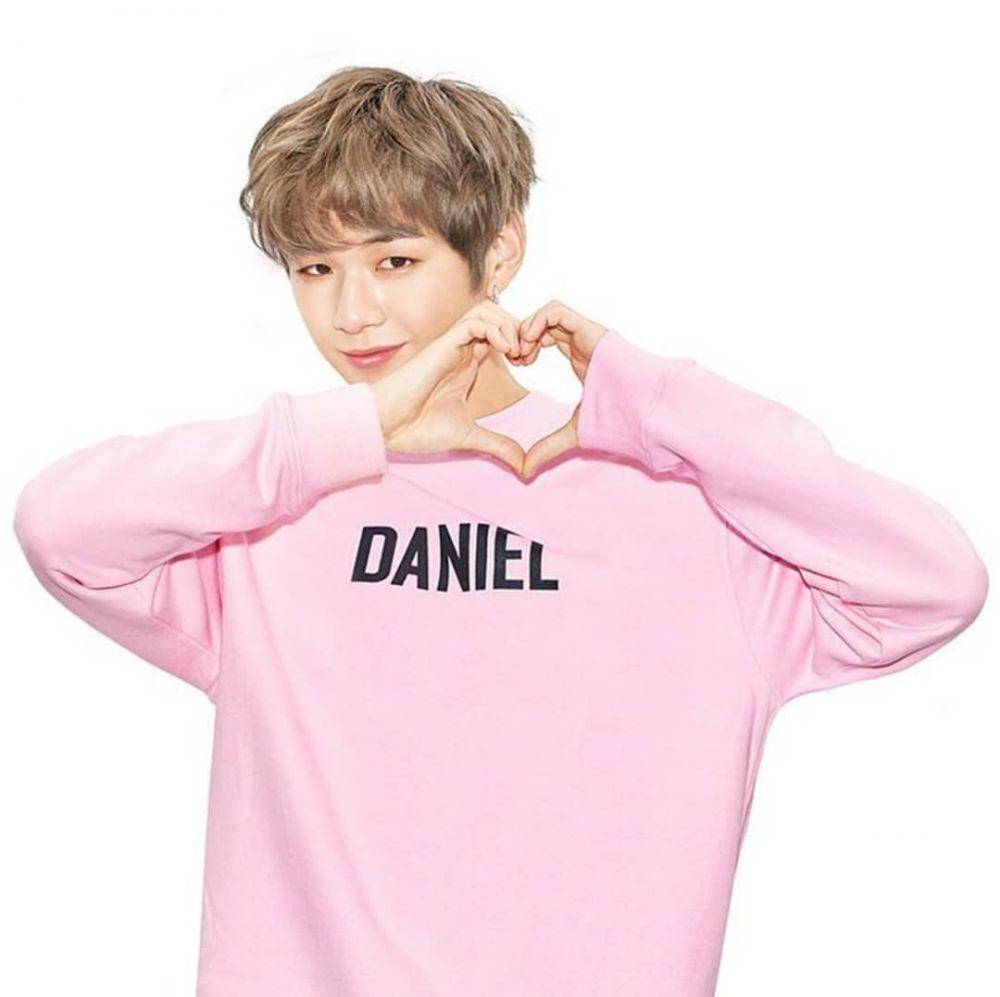 instagram.com/wannaone_danielkang