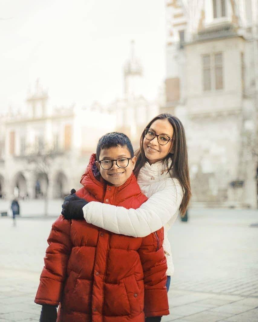 instagram.com/karinadila8921