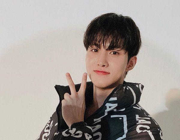 10 Potret Yeo One Pentagon yang Bakal Comeback di Drama Komedi