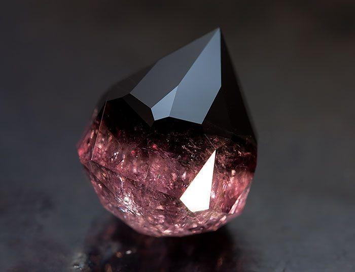 7 Batuan dan Mineral Terindah Ini Lebih Cantik dari Intan