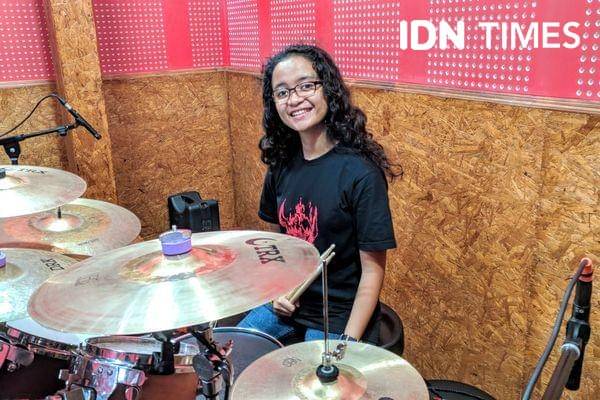 Najwa Rashika Az-zahra saat ditemui di studio latihannya. IDN Times/Rijalu Ahimsa