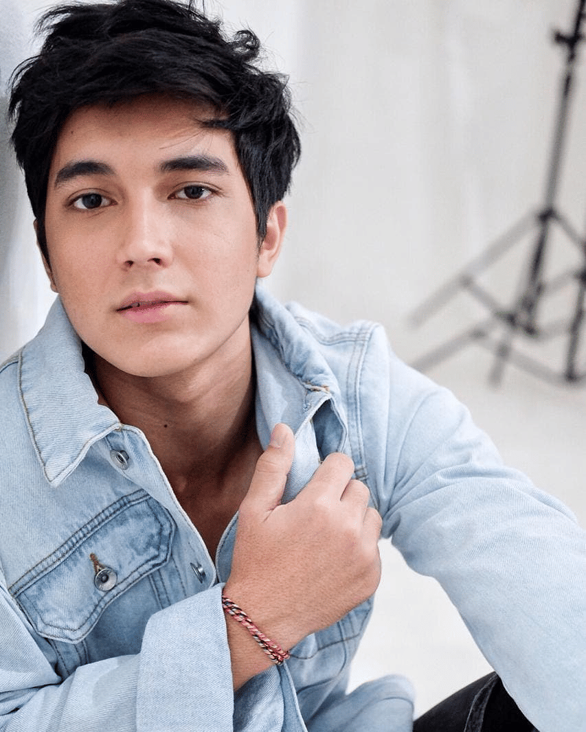 Instagram.com/juniorrobertss