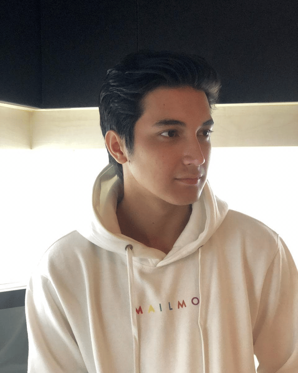 Instagram.com/juniorrobertss