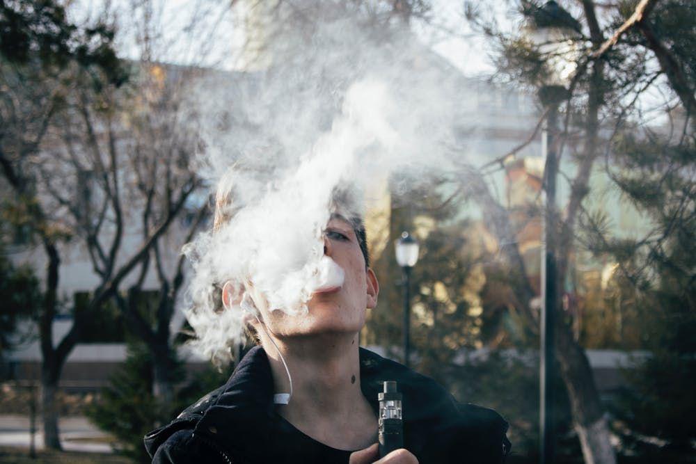Apa Itu Popcorn Lung? Penyakit akibat Sering Ngevape