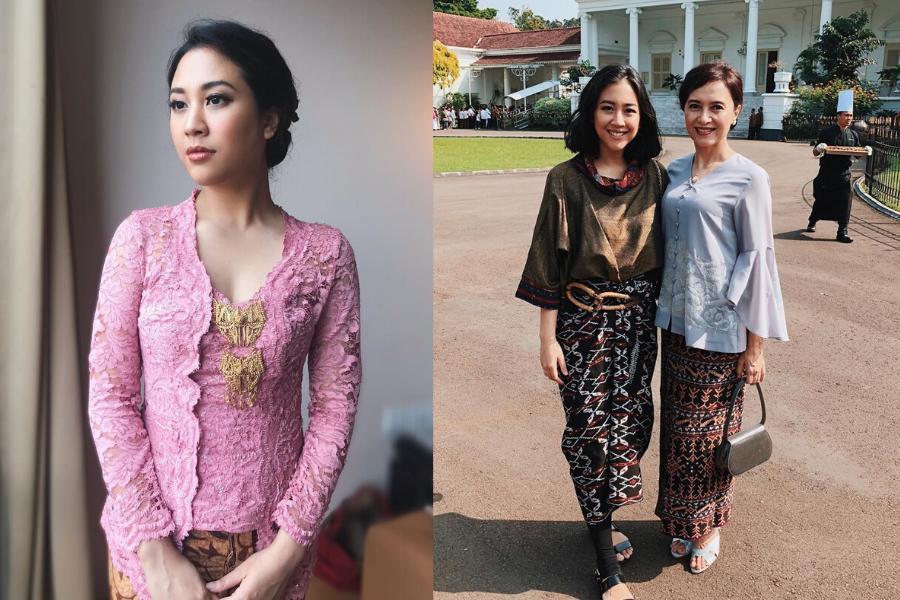 9 Inspirasi Kebaya & Kain Tradisional ala Sherina, Bikin Jatuh Hati!