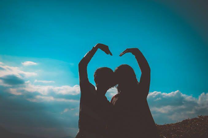 5 Cara Usir Kenangan Tentang Cinta Pertama, Jangan Terbelenggu Ya