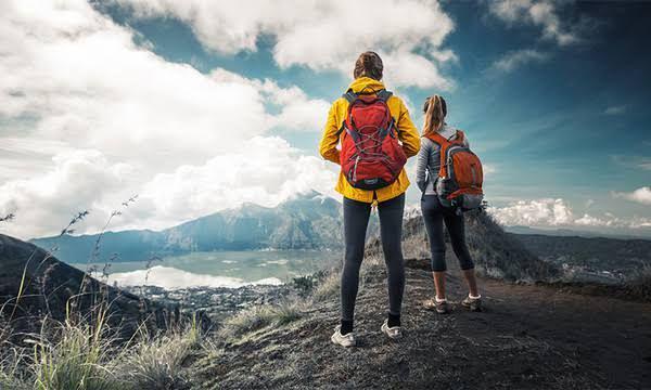 Mudah Dibawa, 5 Makanan Sehat yang Tahan Lama untuk Para Backpacker
