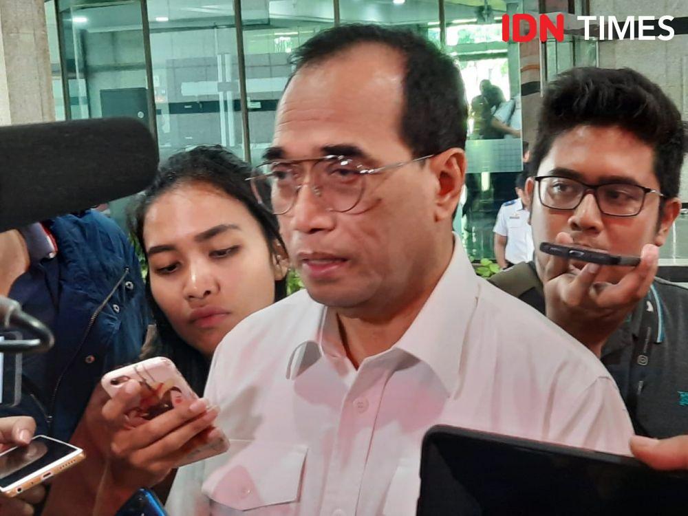 Menhub: Ada Beban Masa Lalu yang Harus Diselesaikan Garuda