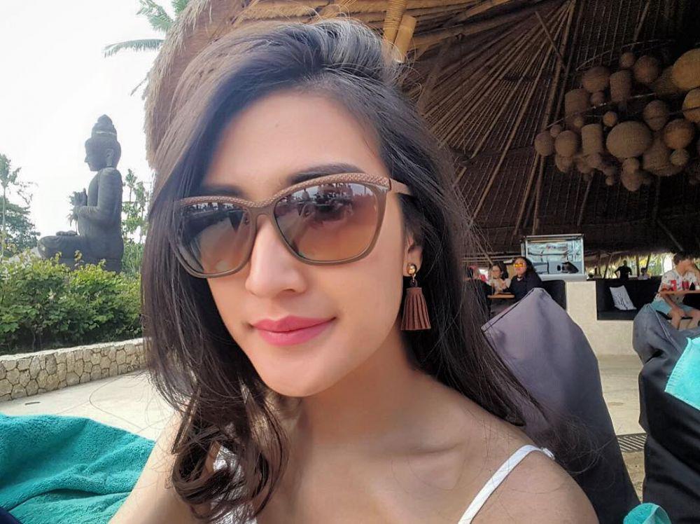 10 Potret Amanda Nurani, Penjual Tahu Goreng yang Lagi Viral
