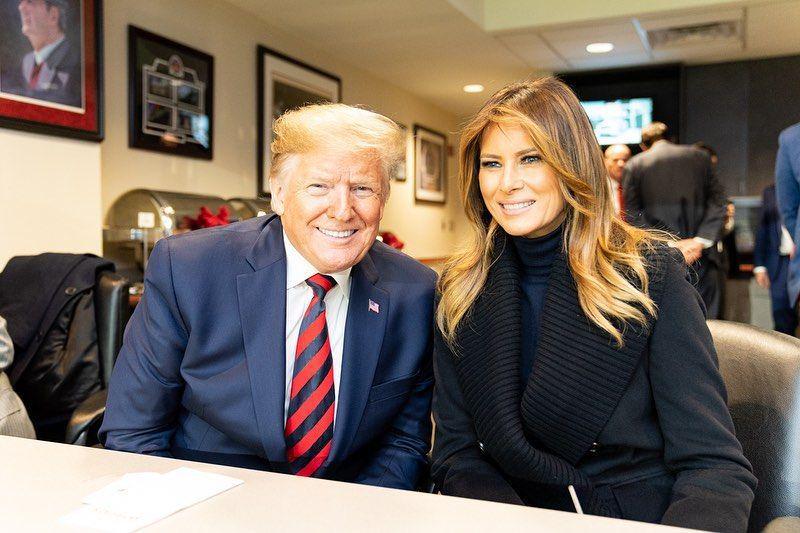 15 Tahun Menikah, 15 Fakta Pernikahan Presiden Donald Trump & Melania