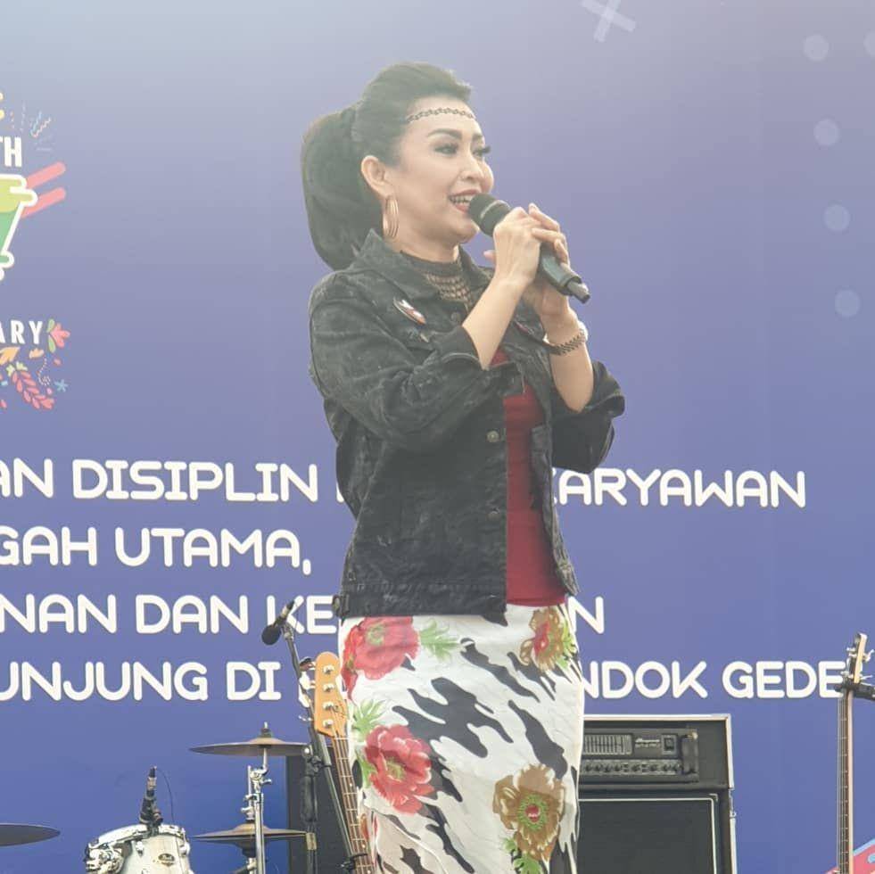 instagram.com/ratna_listy