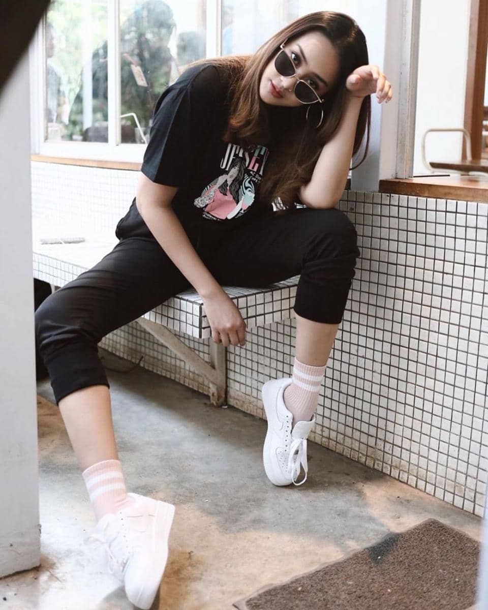 instagram.com/anyageraldine