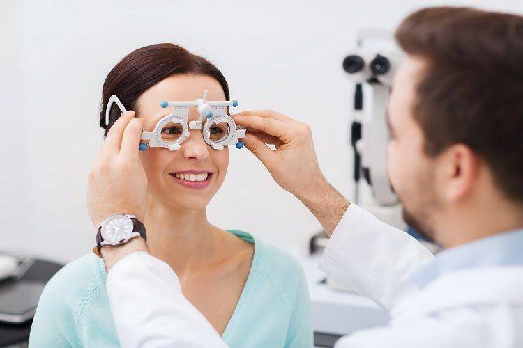 associatedretinaconsultants.com