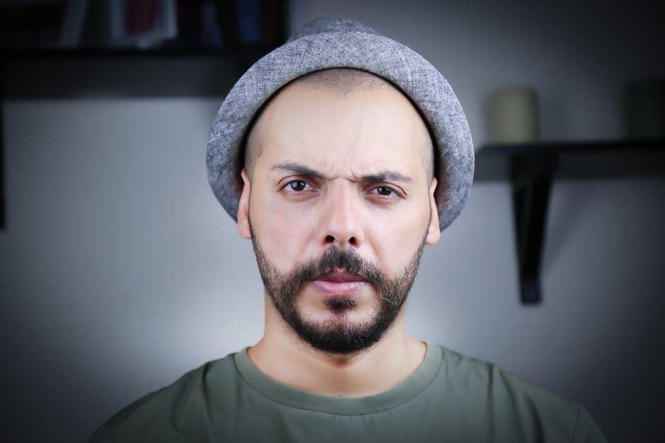 Jangan Takut! Ini 5 Alasan Kamu Harus Berani Menegur Orang yang Salah