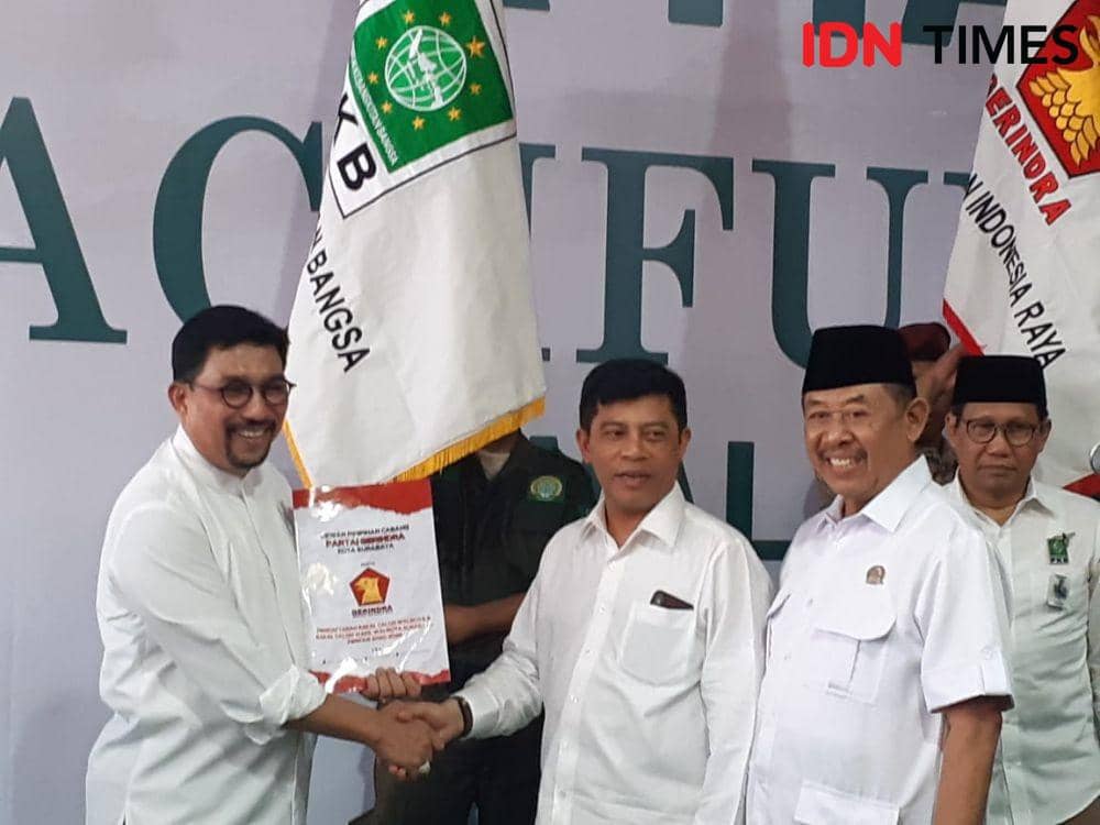 Machfud Arifin (kiri) mendapat dukungan dari Partai Gerindra untuk Pilwali Surabaya 2020. IDN Times/Ardiansyah Fajar