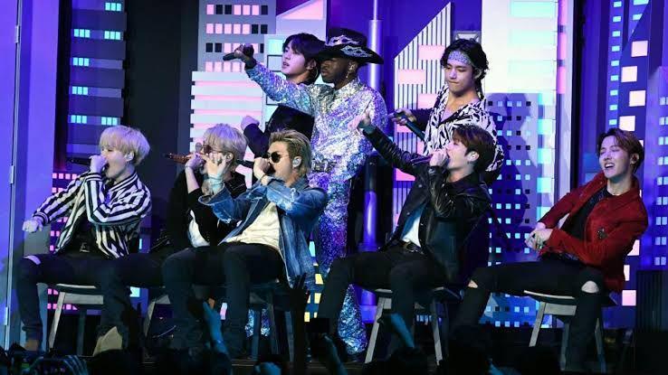 15 Aksi Panggung Paling Memukau Grammy Awards ke-62, Ada BTS!