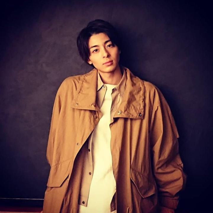 10 Potret Mahiro Takasugi, Aktor Jepang Langganan Film dan Dorama!