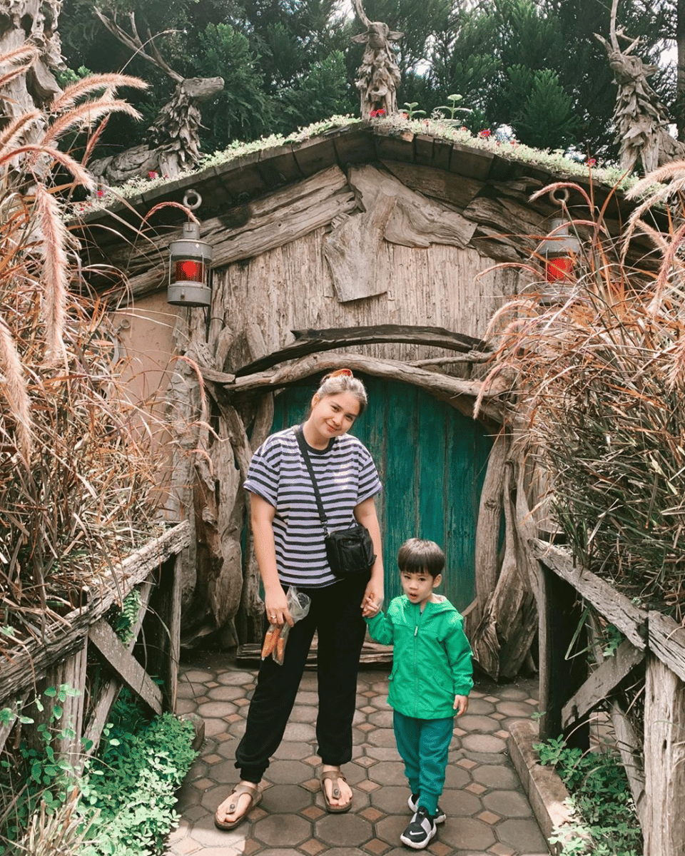 Instagram.com/putrititian