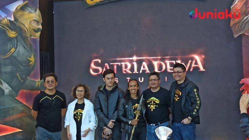 pemeran dan staf Satria Dewa Gatotkaca. IDN Times/Erfah Nanda
