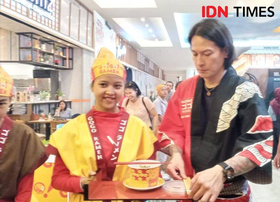 Grand Opening Go Go Ramen di Transpark Bintaro Mall, Tangerang Selatan. IDN Times/Dhiya