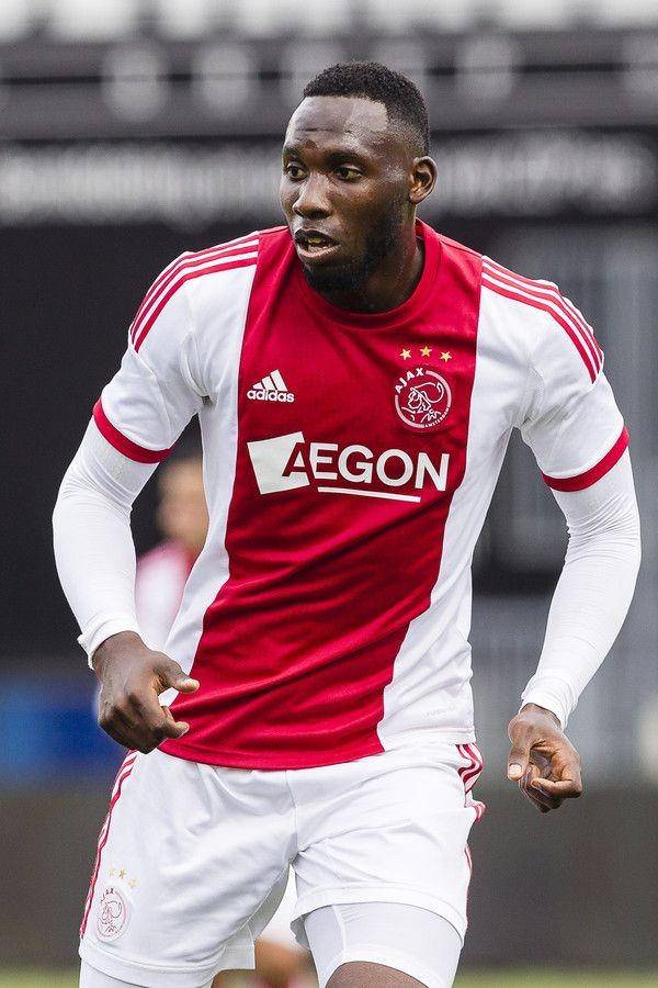 Geoffrey Castillion, mantan pemain AJax yang diisukan gabung Persib pada kompetisi Liga 1 2020. ad.nl