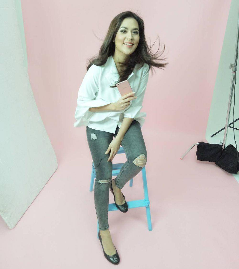 instagram.com/raisa6690
