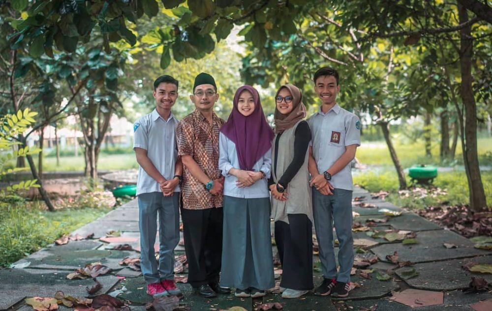 5 Hal Ini Pasti Pernah Kamu Rasakan Saat Baru Pindah Sekolah