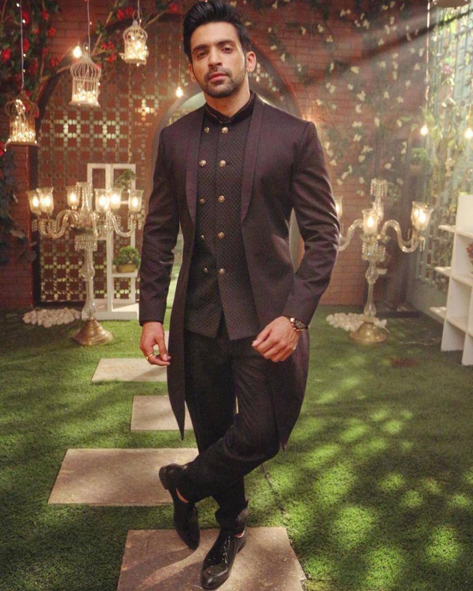 Instagram/ arjitaneja