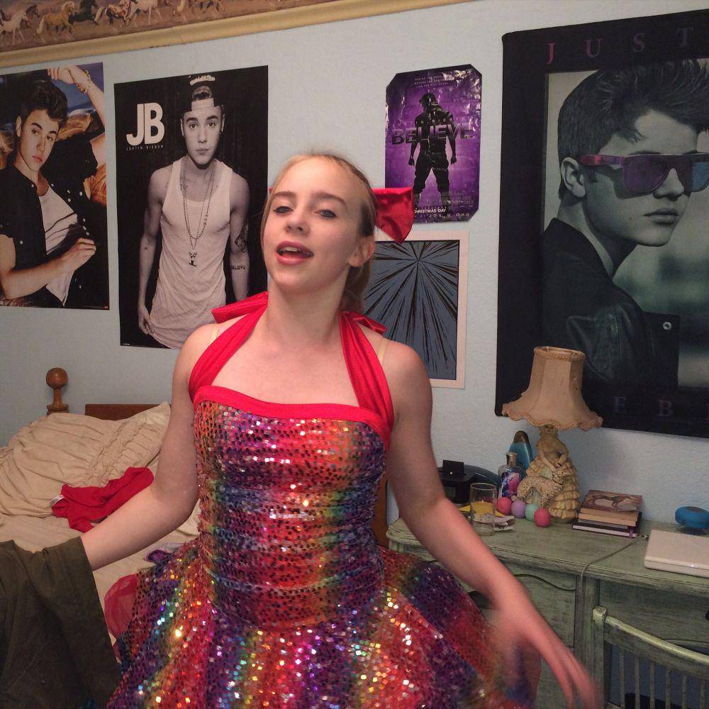 instagram.com/billieeilish