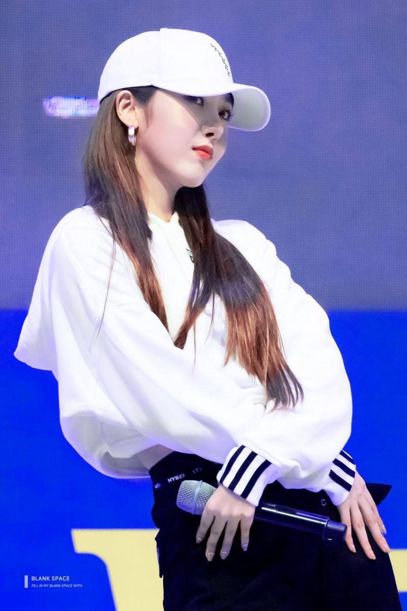 https://twitter.com/line_eunbi/status/1221226433625772032?s=19