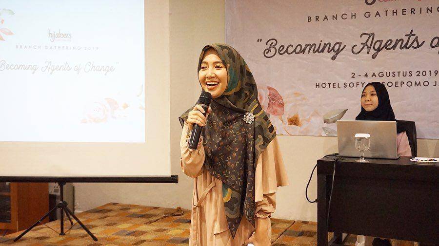 instagram.com/putridwiandari