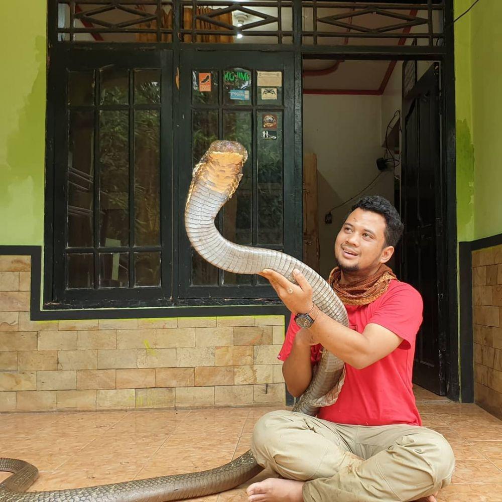 10 Kabar Terbaru Panji Petualang, dari Host Televisi Jadi YouTuber