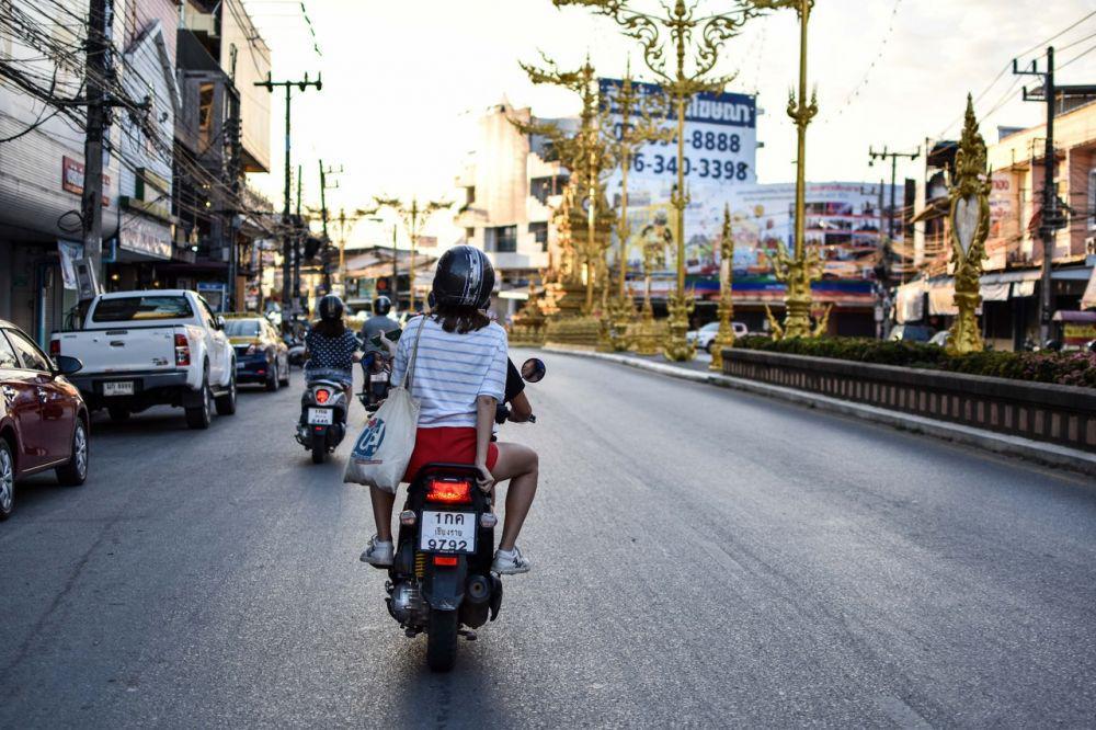 8 Tipe Penumpang Ojek Paling Unik di Bumi, Kamu yang Mana?
