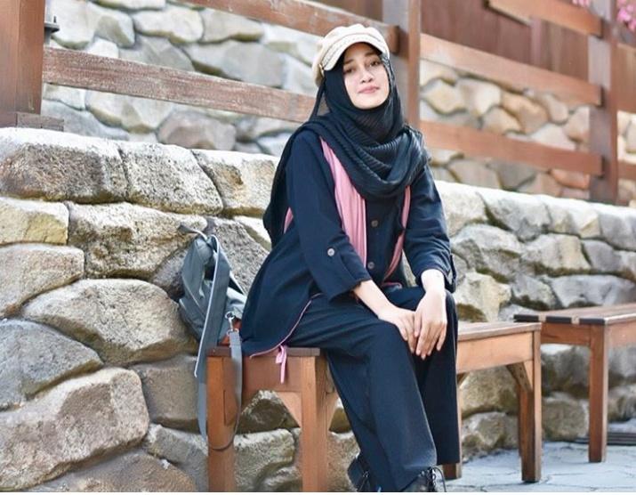 10 Gaya OOTD Memesona ala Penyanyi Selawat & Qariah Veve Zulfikar