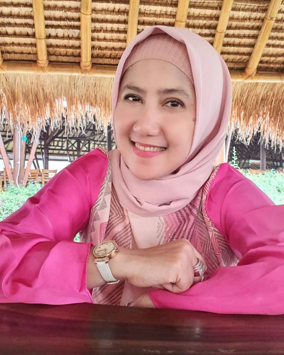 instagram.com/inesinthya