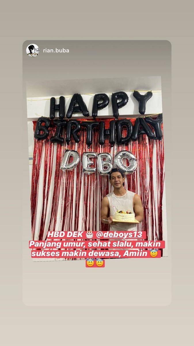 Instagram.com/deboys13/
