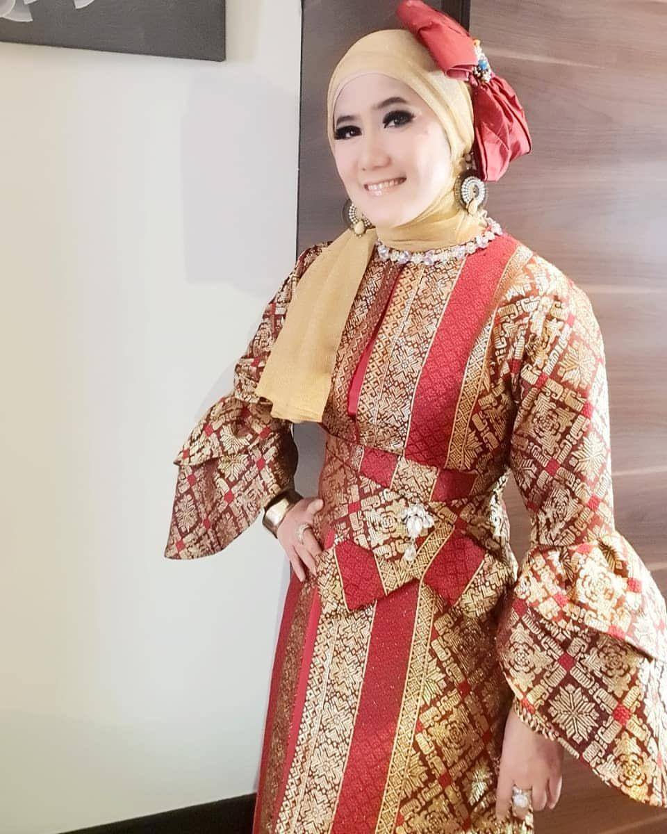 instagram.com/inesinthya