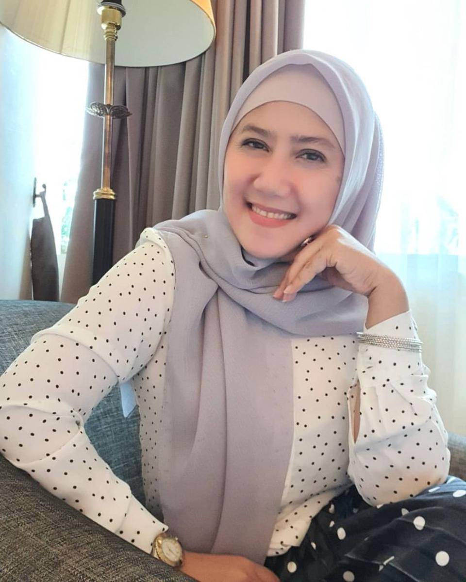 instagram.com/inesinthya