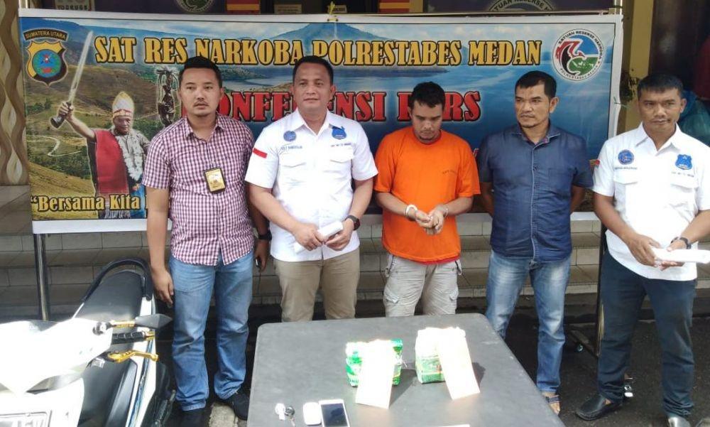 Niat Tambah Modal Jualan, Pedagang Es Kelapa Malah Dibui karena Sabu