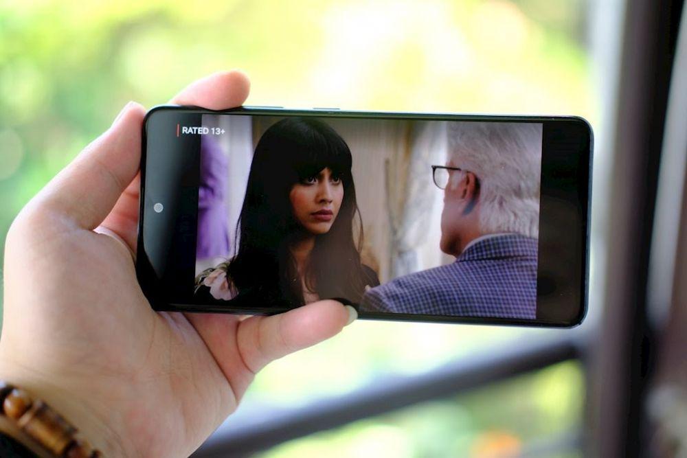 5 Smartphone dengan Kerapatan Layar di Atas 400 PPI, Jadi Andalan!