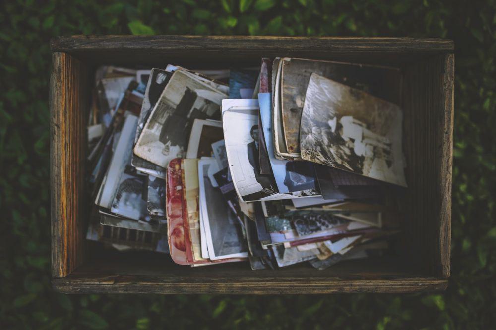 [PUISI] Kutukan Nostalgia