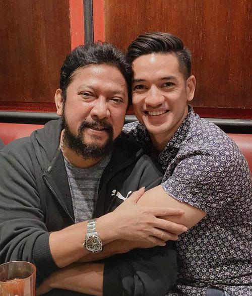 Menantu Idaman, 9 Potret Kedekatan Andrew White dan Jamal Mirdad